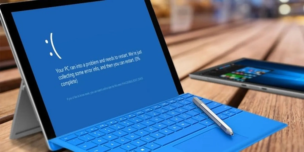 Một chiếc laptop đang hiển thị lỗi trên màn hình