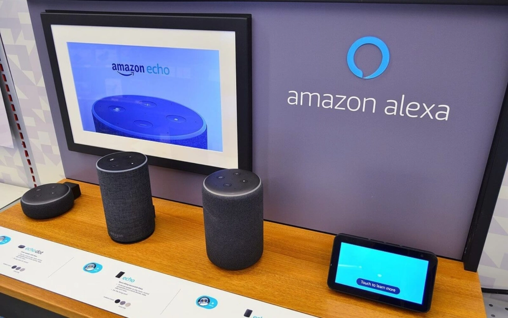 Amazon Alexa điều khiển nhà thông minh, từ bật đèn đến phát nhạc, chỉ bằng một câu lệnh