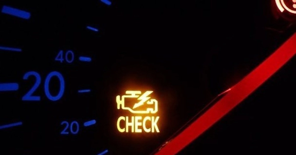 Đèn check engine sáng là dấu hiệu hệ thống gặp sự cố 