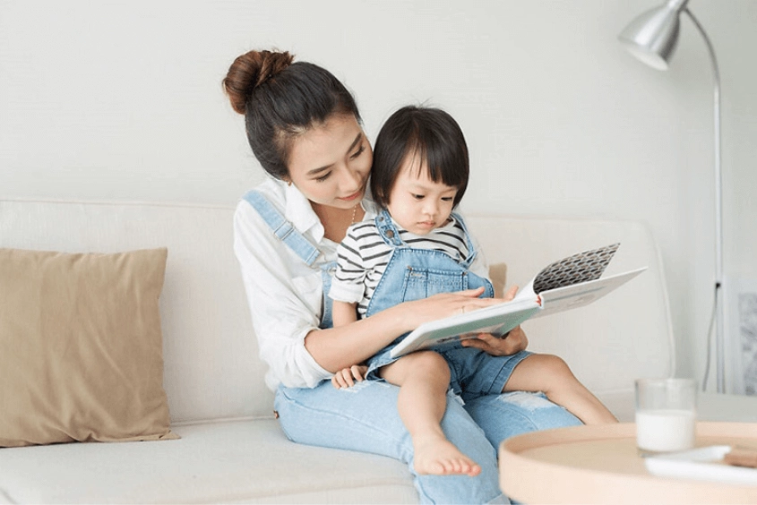 Mẹo chữa trẻ con chậm nói thông qua tương tác.