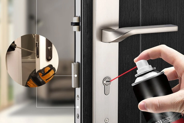 Mẹo mở khóa bị kẹt với dầu bôi trơn giúp ổ khóa hoạt động mượt mà