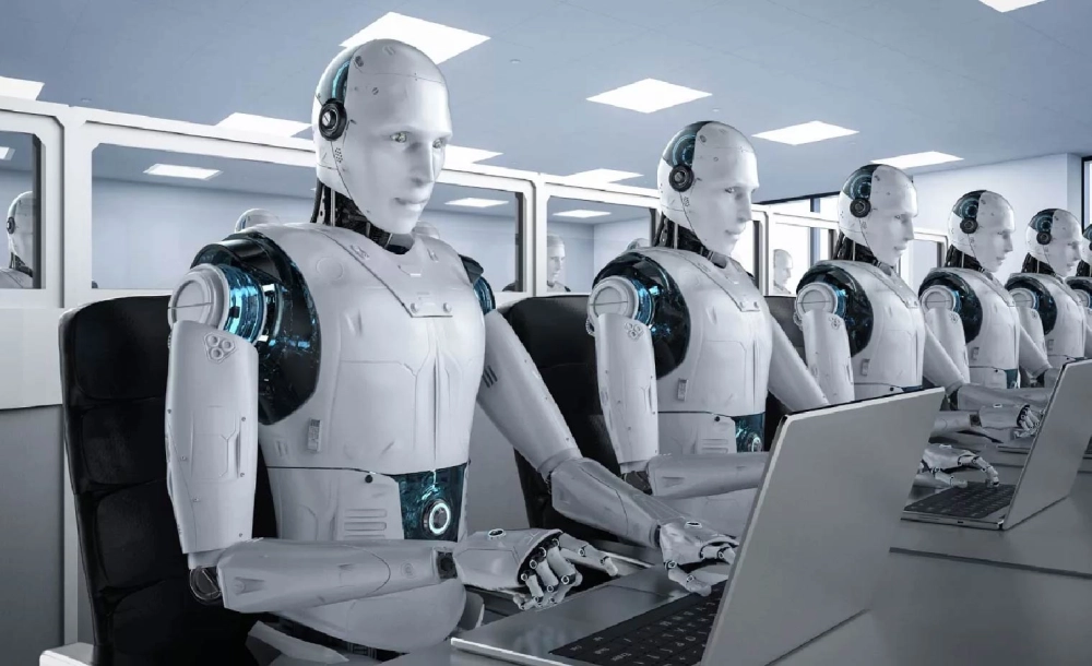 Robot công nghiệp được lập trình dựa trên các công bố khoa học AI mới nhất, hoạt động trong nhà máy