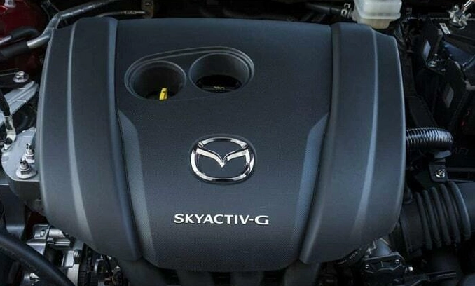 Hiệu suất lái thông minh với công nghệ Skyactiv-G.