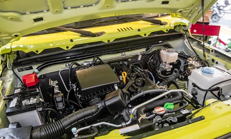 Công nghệ động cơ Suzuki Jimny với hiệu suất tối ưu off-road.