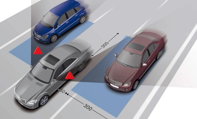 Khai thác hệ thống ADAS giúp giảm căng thẳng khi lái xe đường dài.