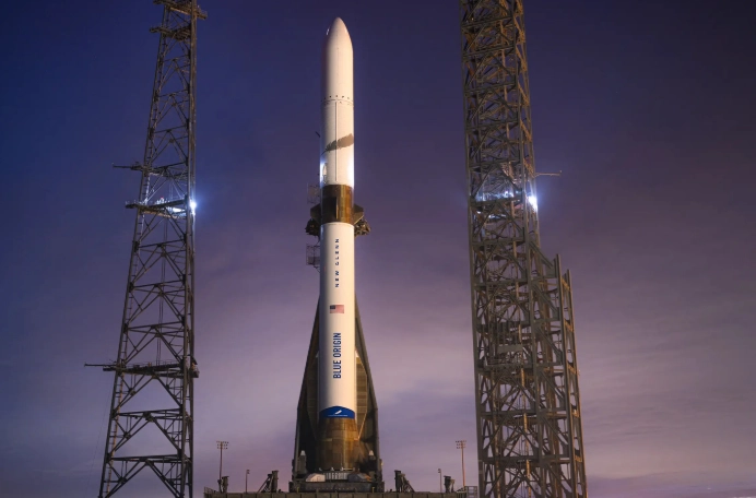Tên lửa New Glenn của Blue Origin thực hiện chuyến bay đầu tiên vào không gian.