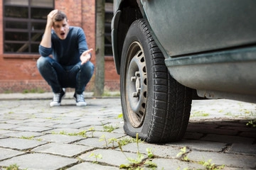 Tác hại của lốp non hơi có thể làm giảm tuổi thọ lốp và gây nguy hiểm khi lái xe