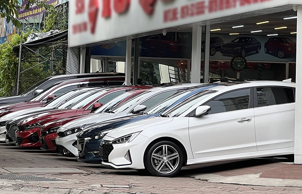 cuối năm là thời điểm vàng cho bạn mua xe giá tốt