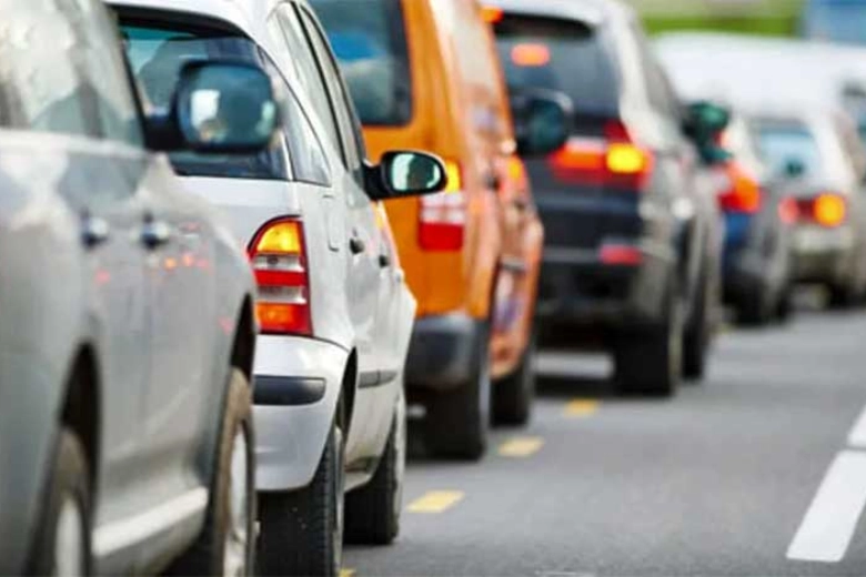 Khoảng cách an toàn giữa các xe, một trong những mẹo lái xe ô tô trong đô thị quan trọng