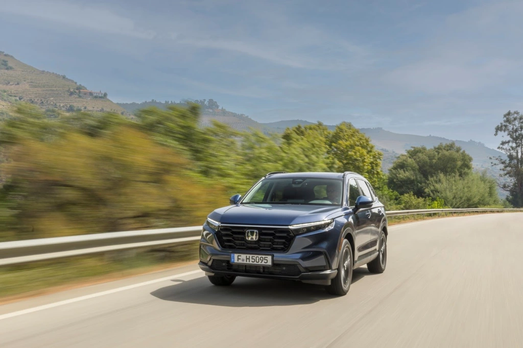 CR-V với sức mạnh bứt xa trên hành trình dài