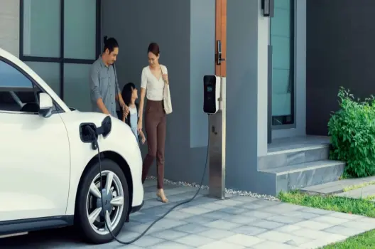 Sạc Xe Điện Tại Nhà: Đánh Giá Tiện Lợi, Tiết Kiệm