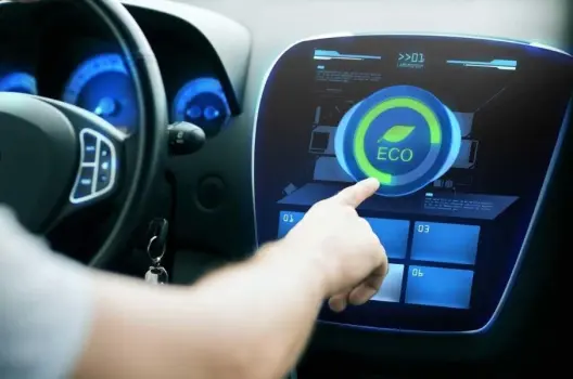 10 Mẹo Lái Xe Tiết Kiệm Nhiên Liệu Đỉnh Cao Bạn Cần Biết