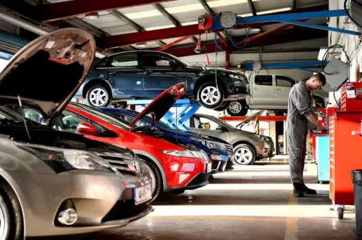 Lịch Bảo Dưỡng Ô Tô: Bí Quyết Giữ Xe Bền Lâu