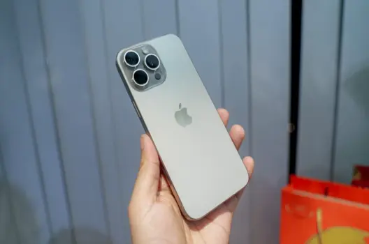 Đánh Giá iPhone 15 Pro Max: Siêu Phẩm Đáng Mua Nhất 2025?