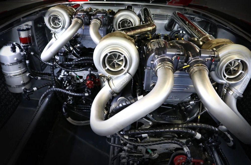 Động cơ với turbo mới, minh chứng cho sức mạnh của độ turbo tăng áp cho ô tô.